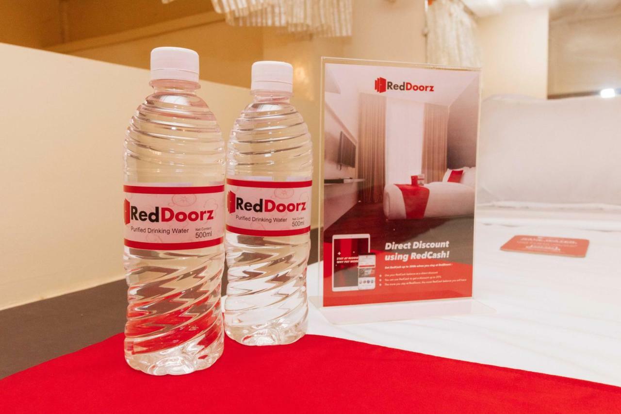 Reddoorz Plus @ Rsg Legarda Manila Hotel Exterior photo